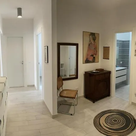 Casa Tami, Centro Terst